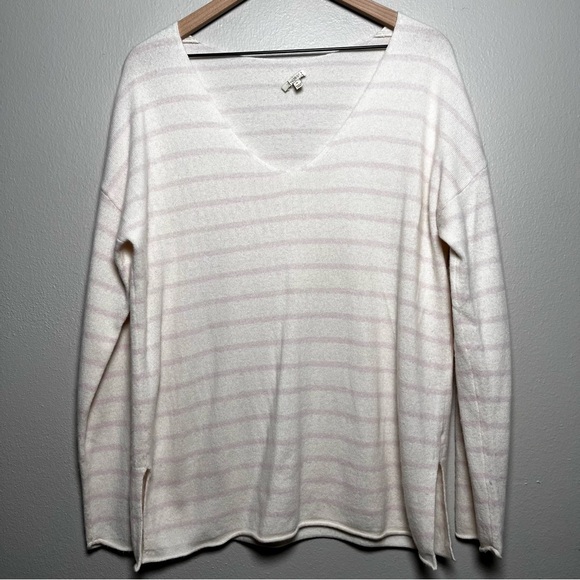 Project Women 100% Cashmere Knit Sweatshirt XL White Pink Stripe Fisherman V-Nec - Picture 1 of 9